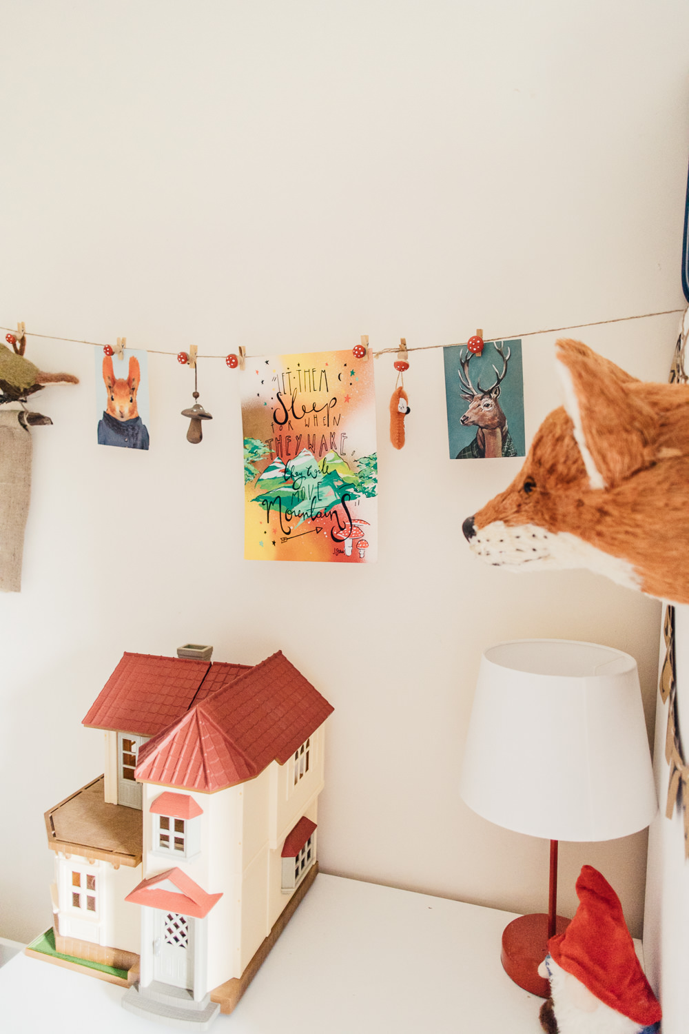 Picture Gallery | Cute gallery wall in a woodland inspired bedroom in a rented property with homemade decor and details.