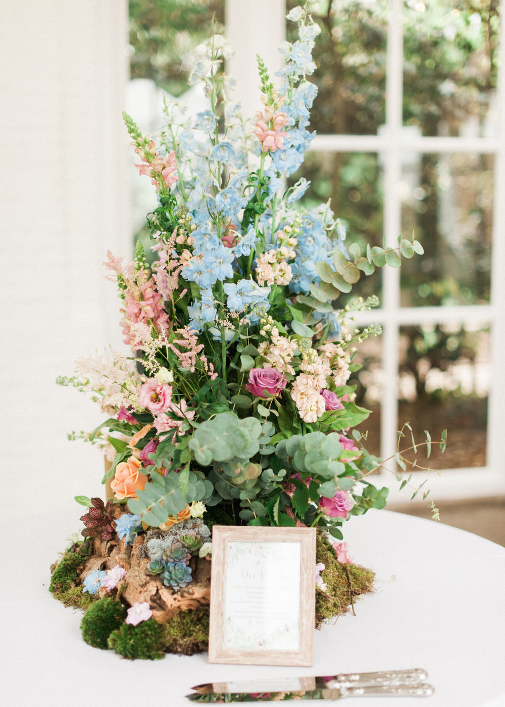 Floral centrepiece | Midsummer Themed Florals | A Midsummer nights dream inspired children's birthday party with stunning floral, fairy entertainment, crafts and a picnic. Photos by Kate Nielen.