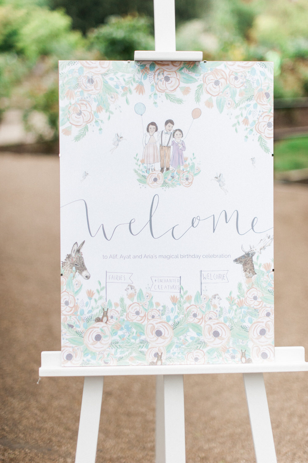 Party Welcome Sign | Illustrated welcome sign | A Midsummer nights dream inspired children's birthday party with stunning floral, fairy entertainment, crafts and a picnic. Photos by Kate Nielen.